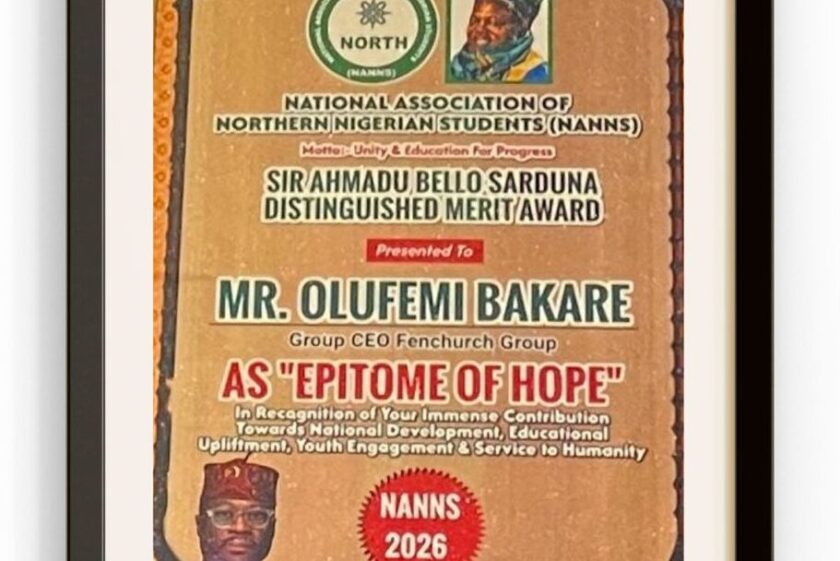 Fenchurch Group CEO Olufemi Bakare receiving the Sir Ahmadu Bello Sardauna Distinguished Merit Award from NANNS representatives in Lagos